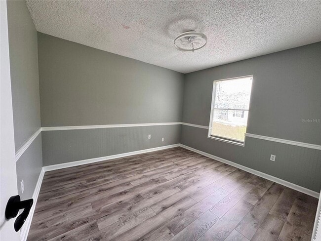 Building Photo - 4125 E Vista Ct