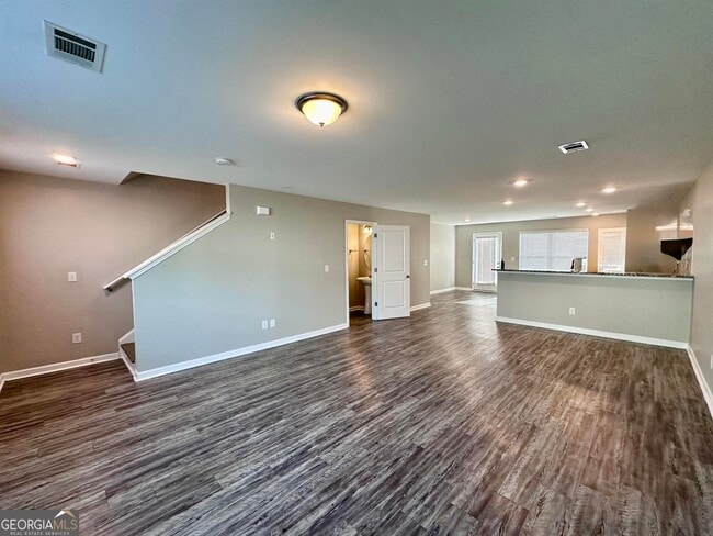 Building Photo - 306 Ashigan St