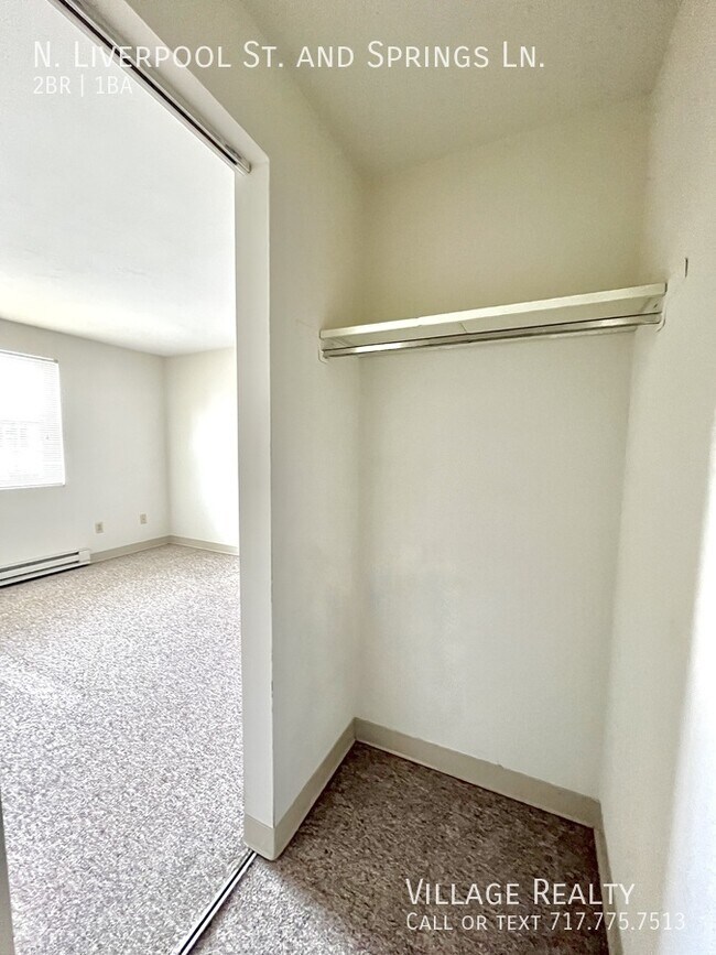 Building Photo - 220 Elizabeth Ln