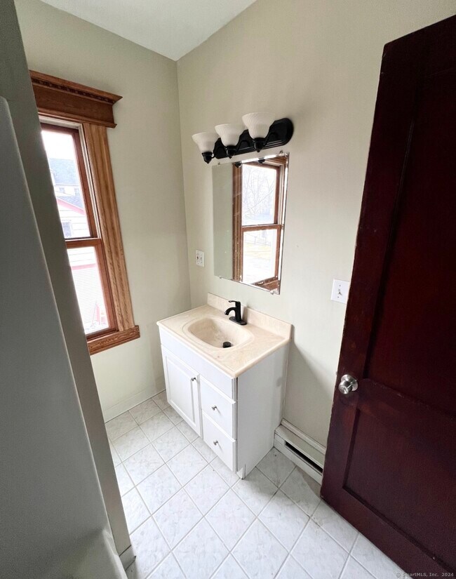 Building Photo - 25 Washington Ave