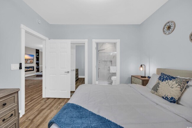 Building Photo - 4821 Luster Leaf Cir