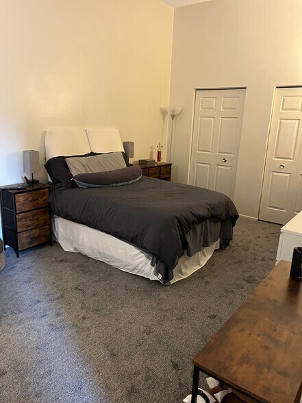 Bedroom - 1114 Bidwell St