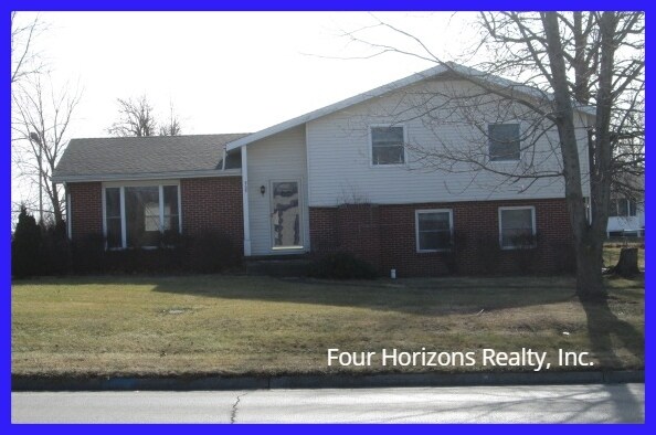 Primary Photo - 708 E Laharpe St