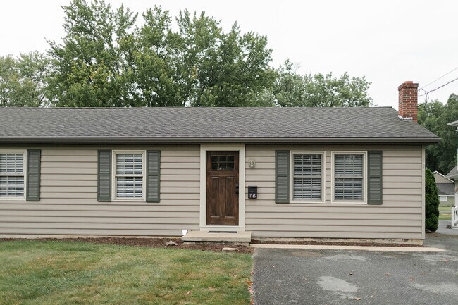 Building Photo - 1745 State St