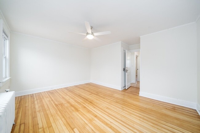 Building Photo - 6128 Madison St