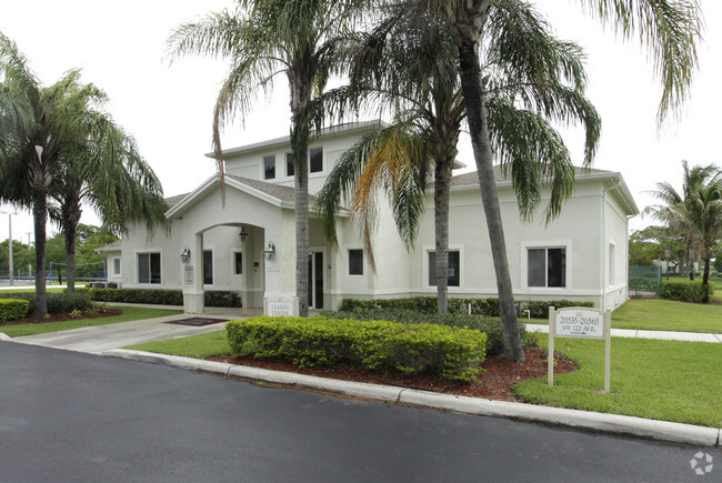 Building Photo - Running Brook Apartments