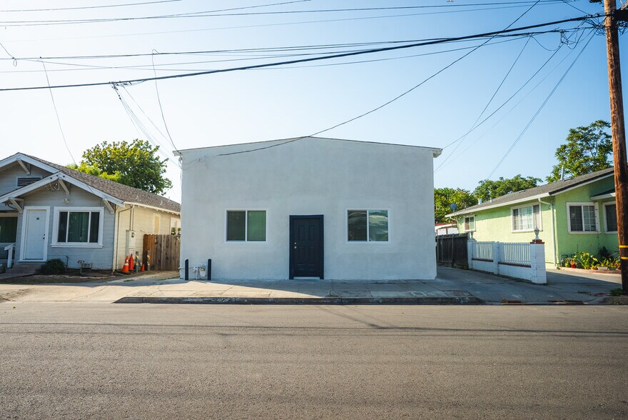 Building Photo - 66 W Humboldt St