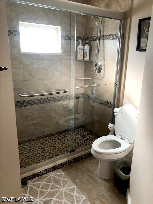 Building Photo - 975 Partridge Cir