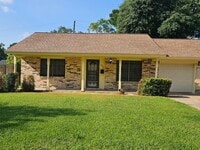 Building Photo - 1585 Auburn Dr