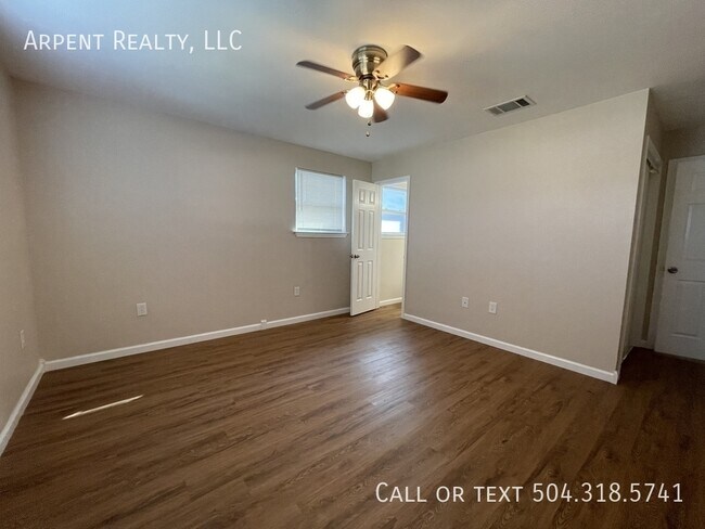 Building Photo - 1013 Cougar Dr