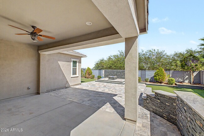 Building Photo - 20523 W Rosewood Ln