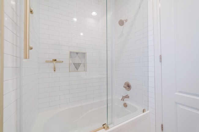 Building Photo - 7337 Corte TOMILLO