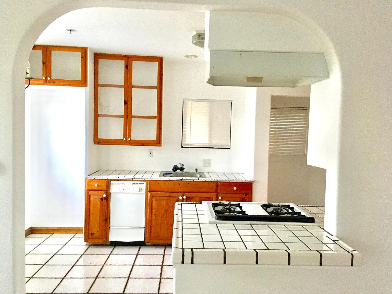 Building Photo - 460 W 39th St