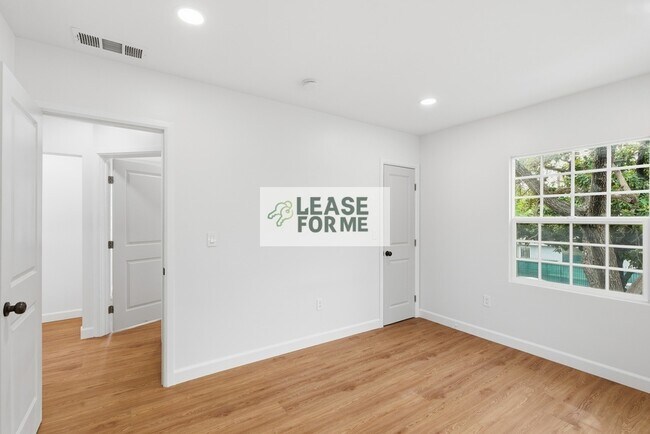 Building Photo - 5953 Guthrie Ave