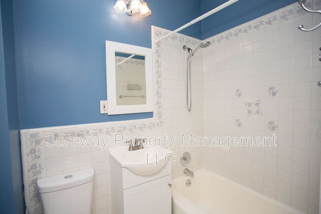 Building Photo - 150 Snyder Pl