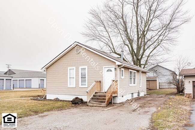 Building Photo - Available now!! ***MOVE IN RENT SPECIAL $550 OFF FIRST MONTH'S RENT!!***