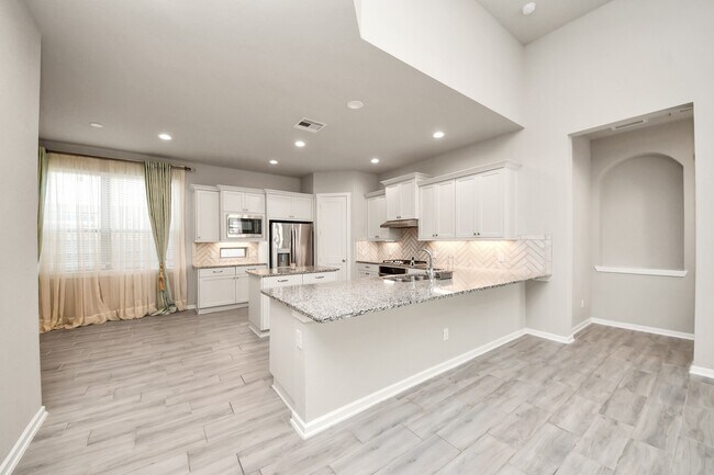 Building Photo - 24754 Levante Dr