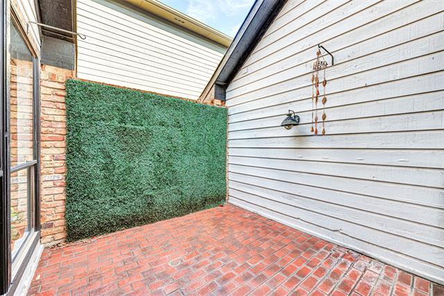 Building Photo - 6558 Laurel Valley Rd