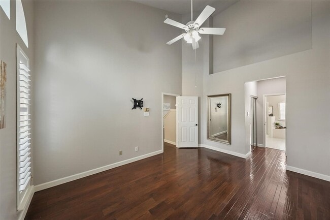 Building Photo - 2351 Summit Way Ct