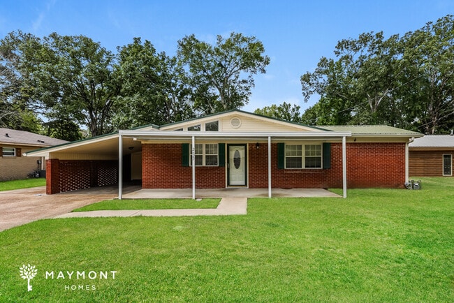 Building Photo - 2623 Burma Dr