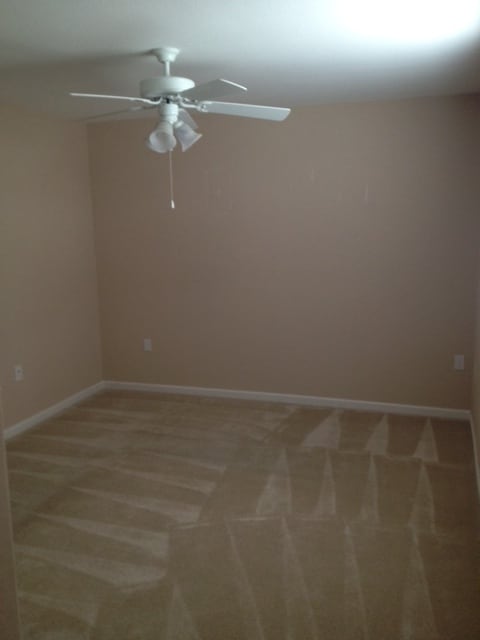 Building Photo - Townhouse for rent in Camelot
