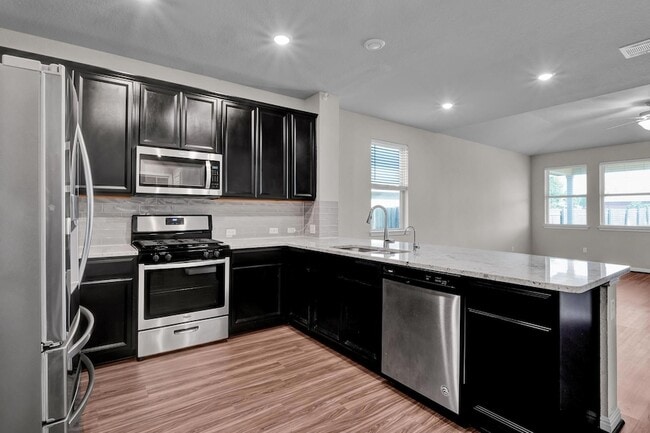 Building Photo - 6020 Genova Pl