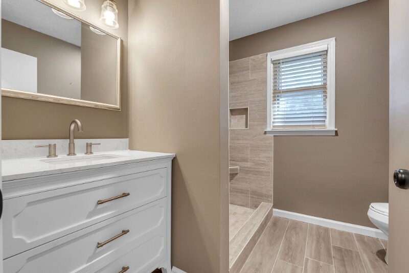 Building Photo - 425 Centennial Ave