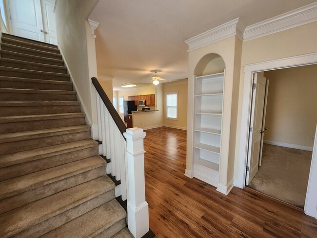 Building Photo - 115 Artisan Pl