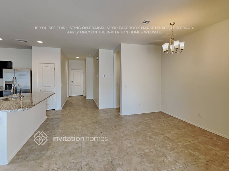 Building Photo - 37746 W Capri Ave