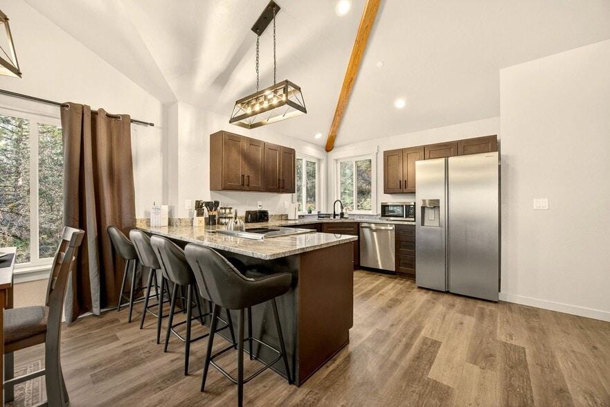 Building Photo - 4715 Red Tail Dr