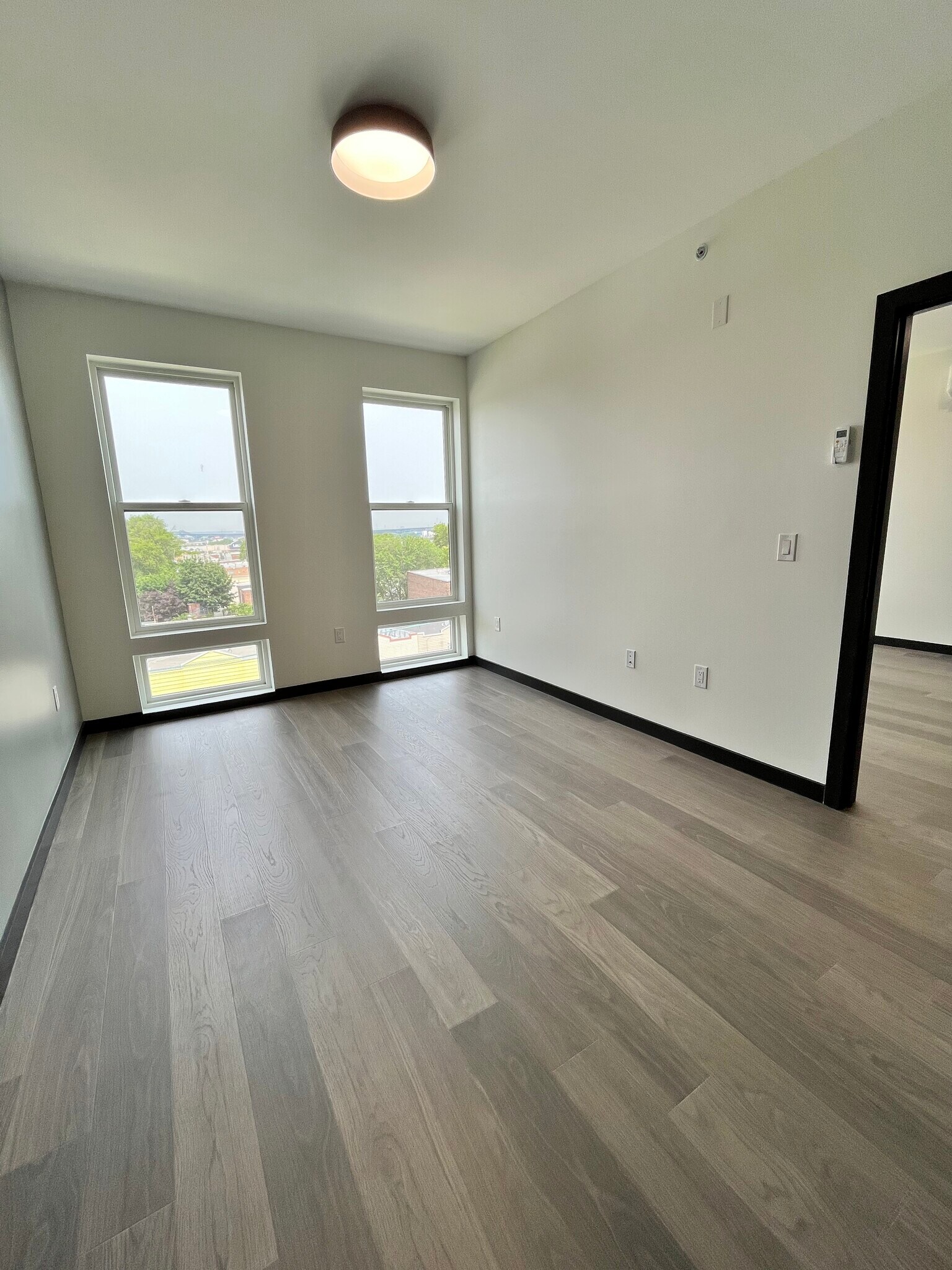 132 Mallory Ave 507 - 138 Mallory Ave
