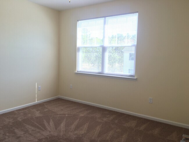 Building Photo - 4315 Farringdon Wy