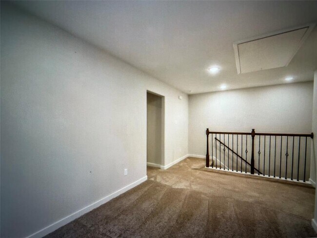 Building Photo - 1511 Revolution Way