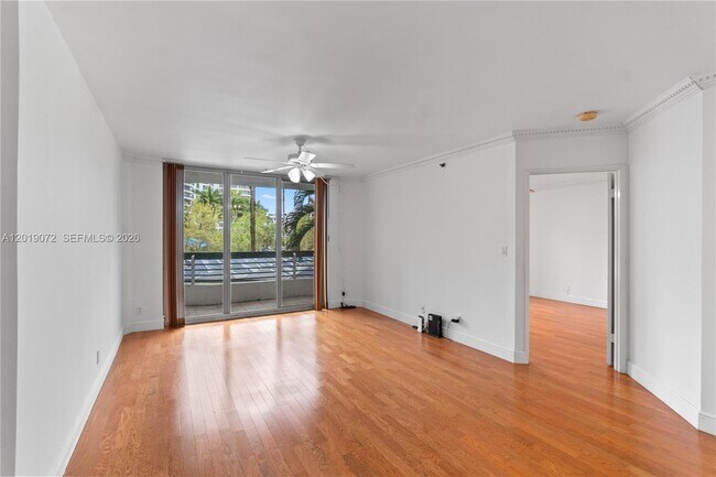 Building Photo - 3600 Mystic Pointe Dr