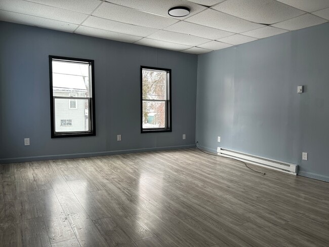 Building Photo - 108 North St