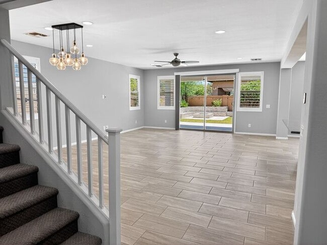 Building Photo - Stunning 5 Bed/5Bath Home in Gated Community – Over 3,100 SqFt of Modern Living -New Carpet throu...