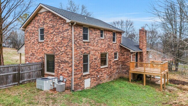 Building Photo - 115 Pascal Dr