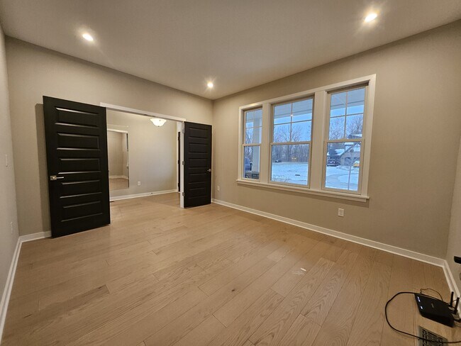 Building Photo - 228 Oakhurst Wy