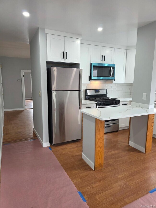 Building Photo - 3 Everett Ave