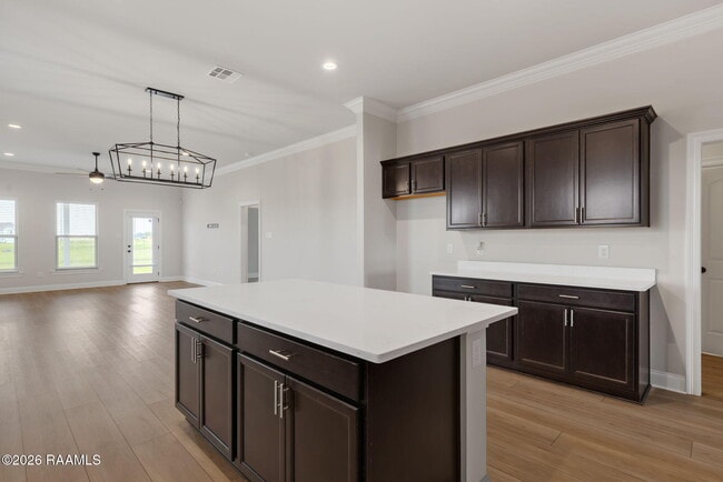 Building Photo - 106 Bejeweled Ave