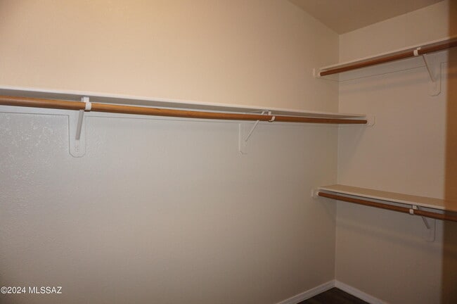 Building Photo - 2201 S St Suzanne Dr