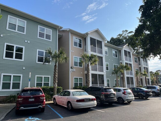 Building Photo - 2 Bedroom 2 Bath Furnished Condo at The Regatta - James Island