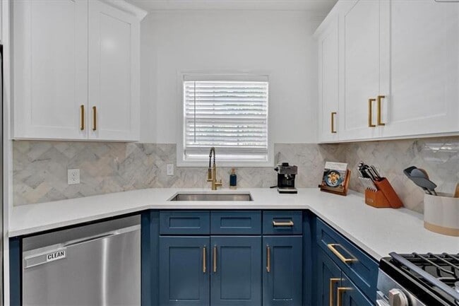 Building Photo - 1543 Springleaf Cove SE