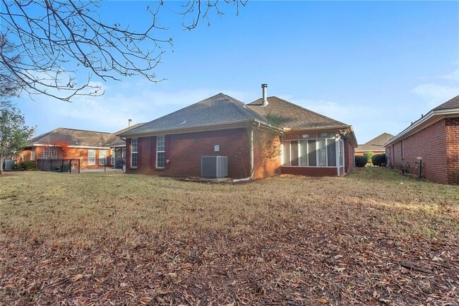 Building Photo - 8348 Wexford Trce