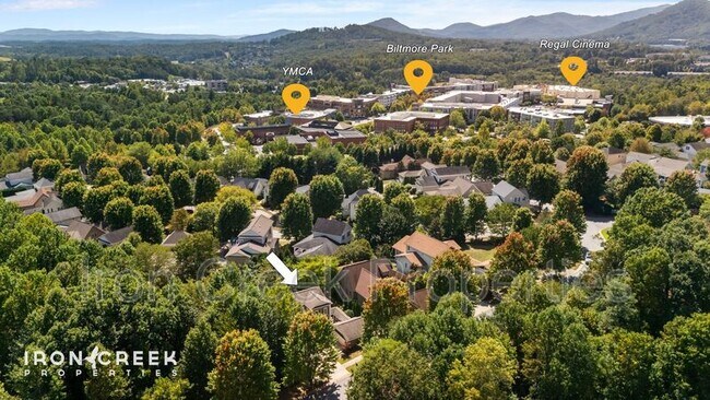 Building Photo - 1672 Olmsted Dr