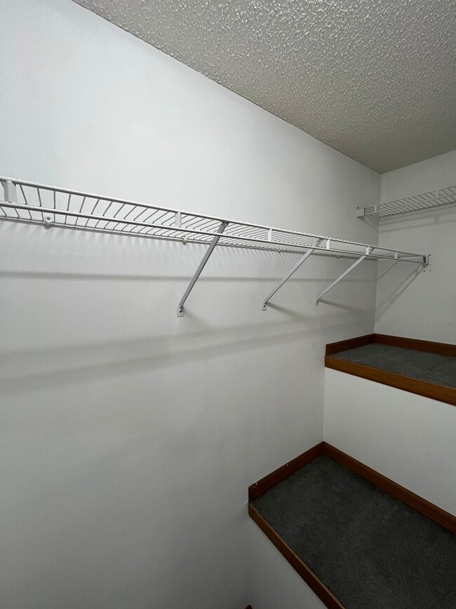 Building Photo - 186 Macfalls Way