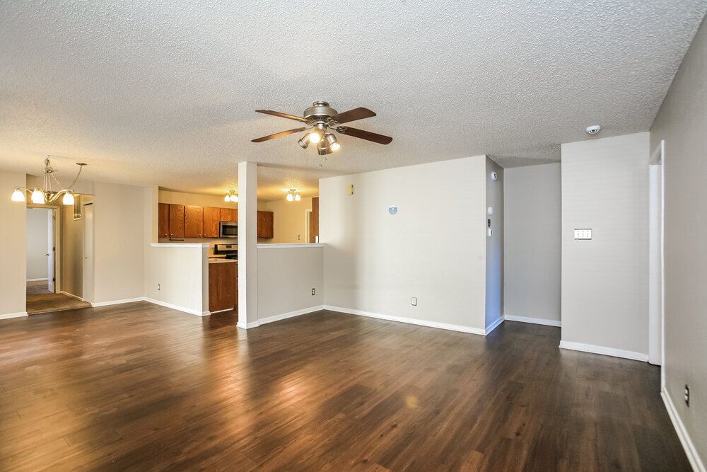 Building Photo - 14428 Black Farm Dr