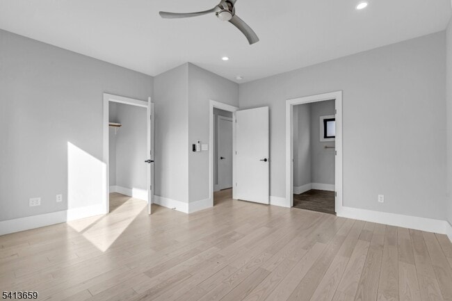 Building Photo - 10 McCready's Alley