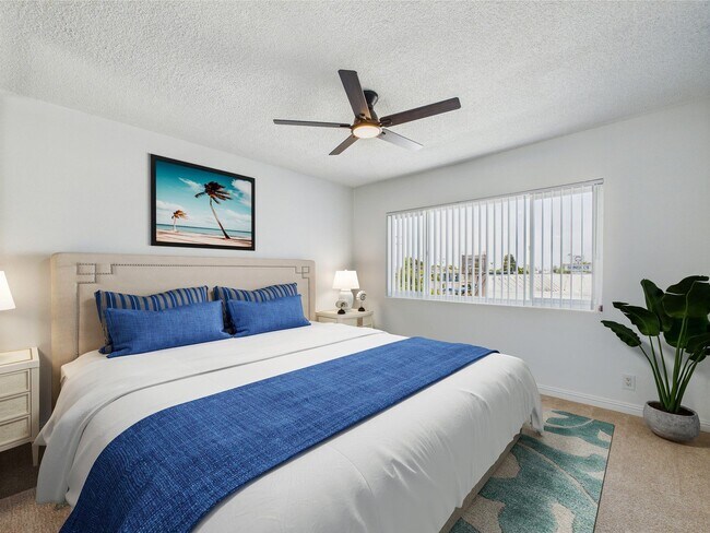 Building Photo - Ocean Park Boulevard