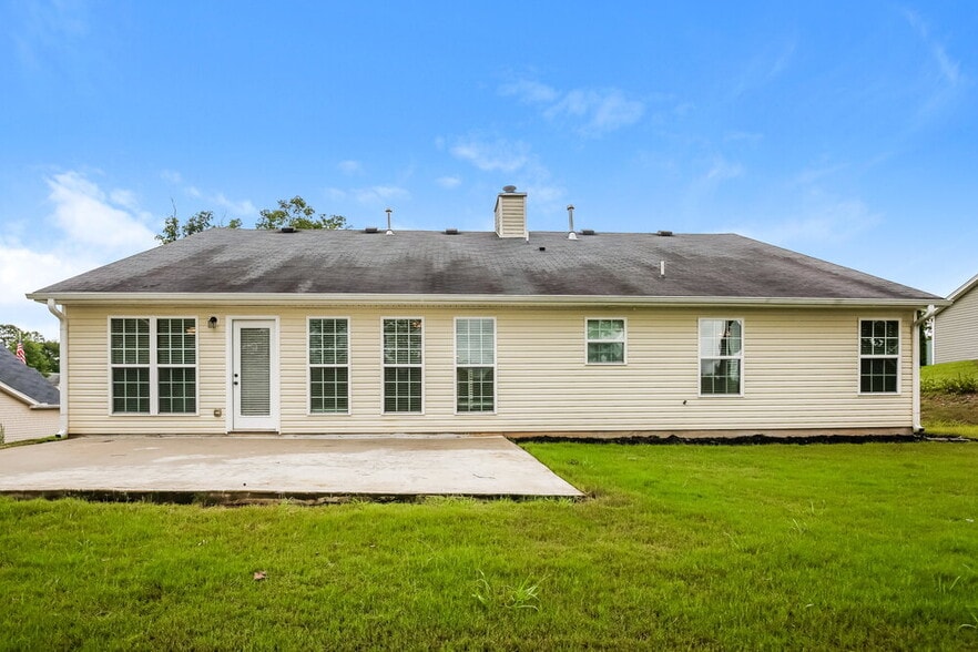 Building Photo - 368 Embassy Dr